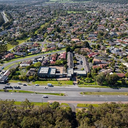 Rowville International Hotel Luaran gambar