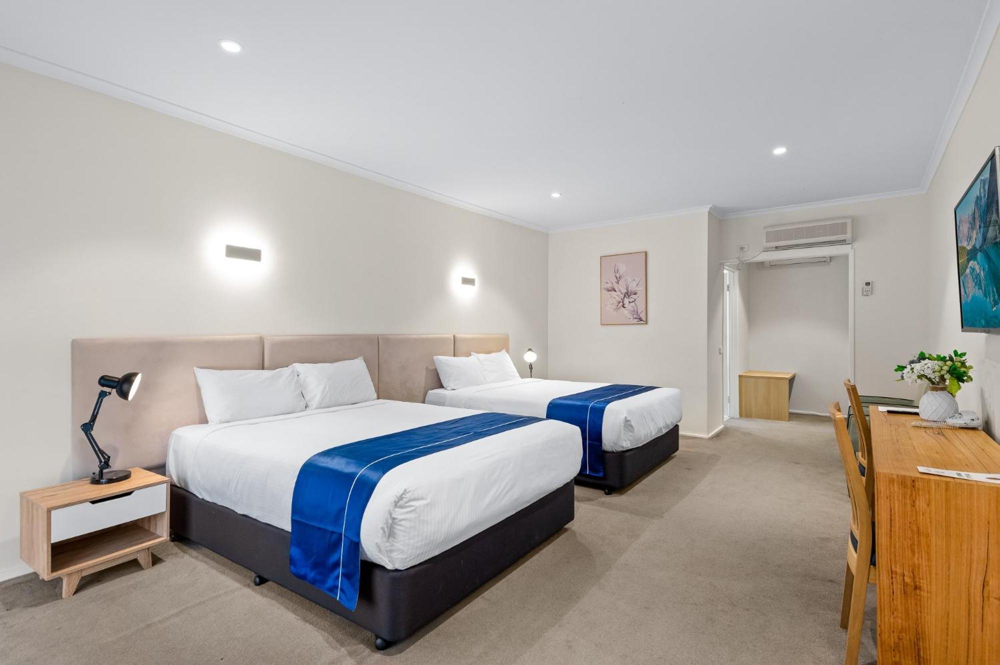 Rowville International Hotel Luaran gambar