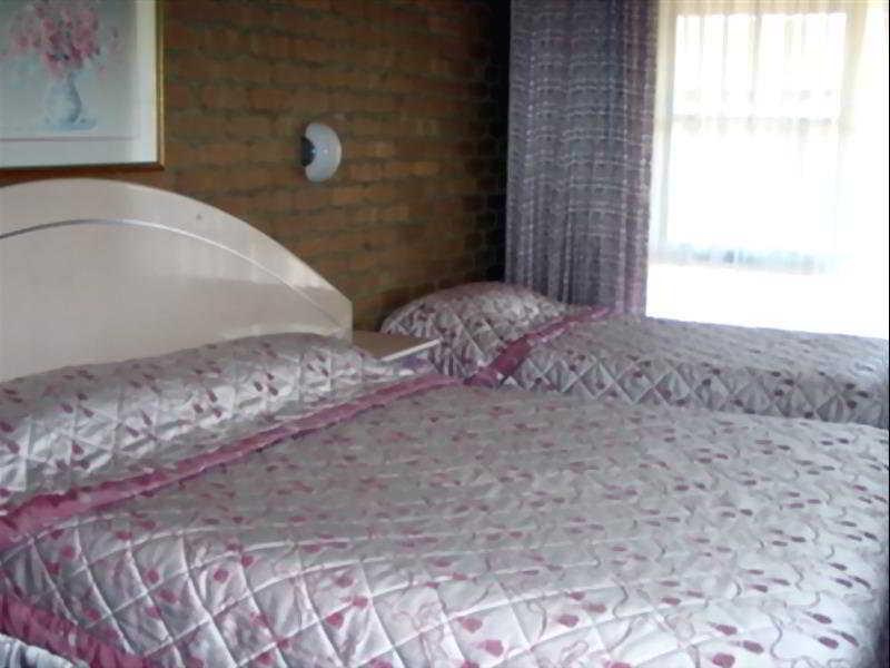 Rowville International Hotel Luaran gambar