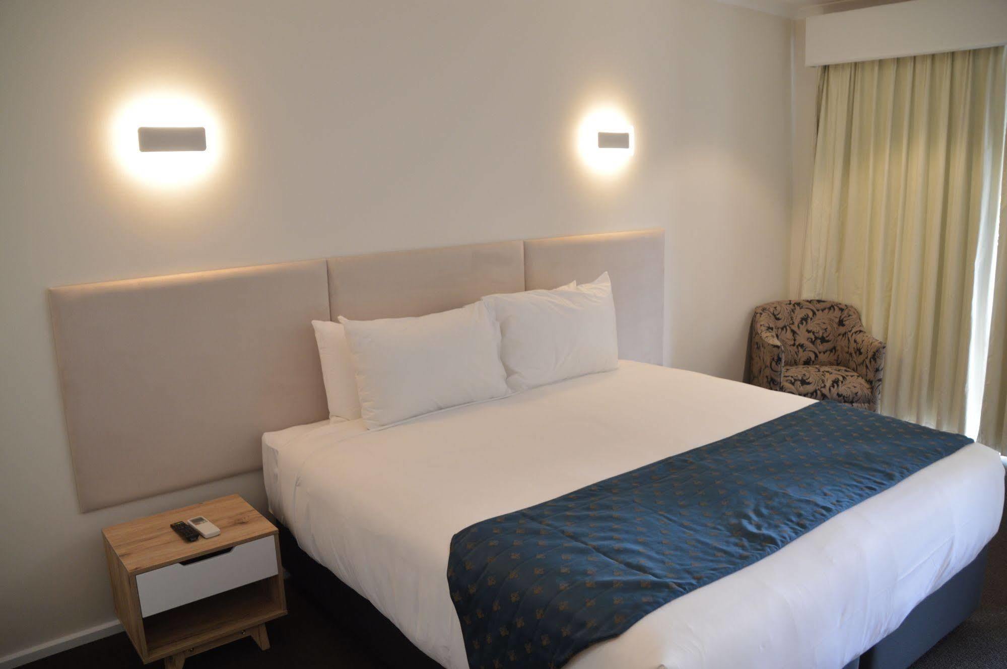 Rowville International Hotel Luaran gambar